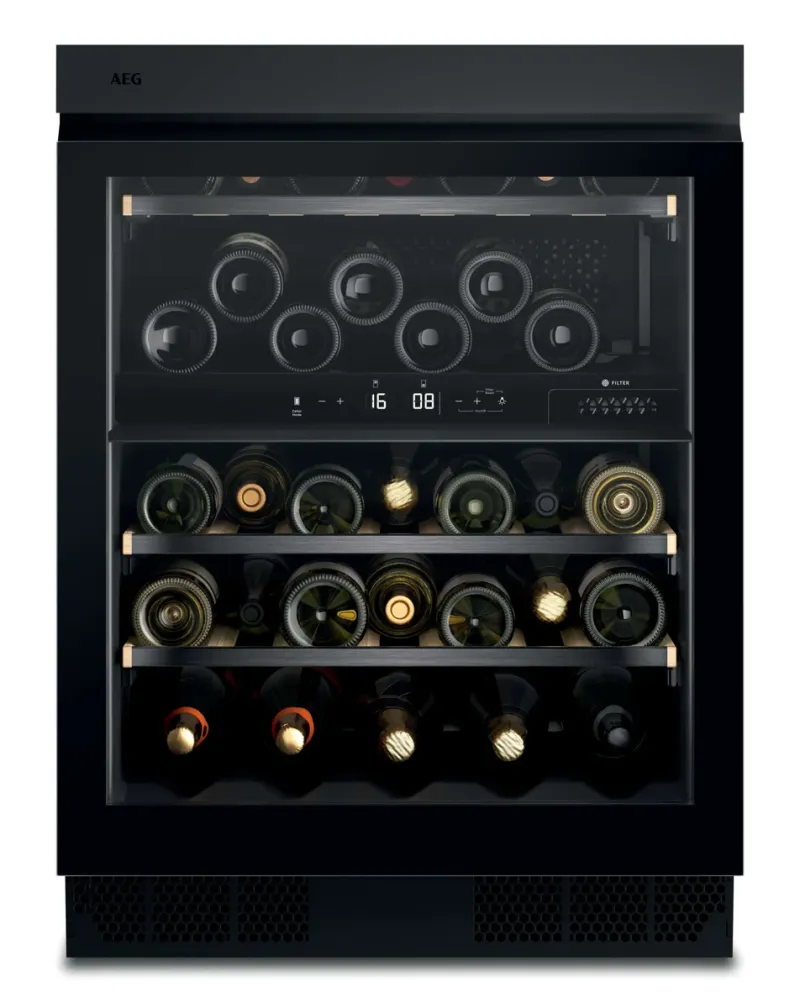 AEG 8000 NSW8D826GT wine cooler — view 1