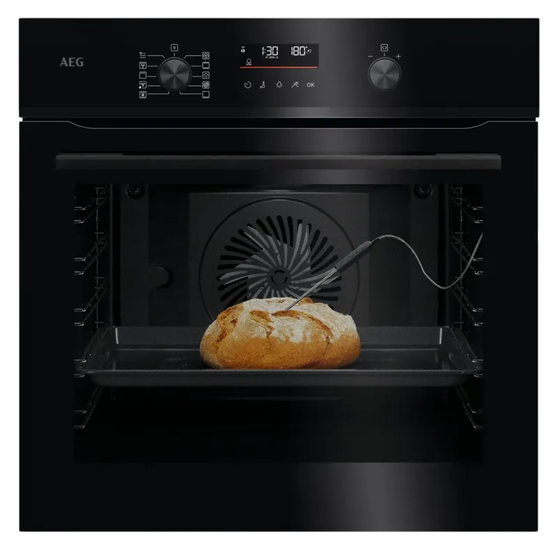 AEG BP3400B (5000 SurroundCook with SteamBake) oven — view 1