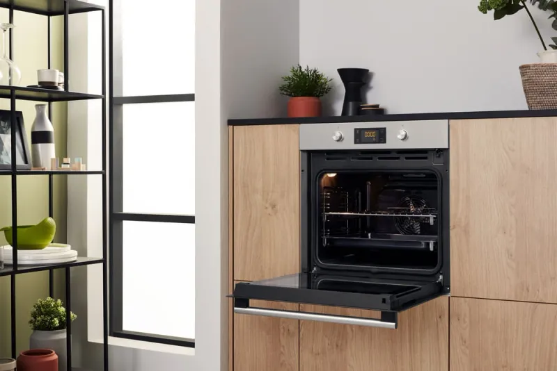 Bauknecht BAR2 KP8V2 IN oven — view 3