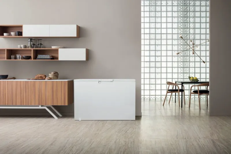 Bauknecht GTE C279 refrigerator — view 2