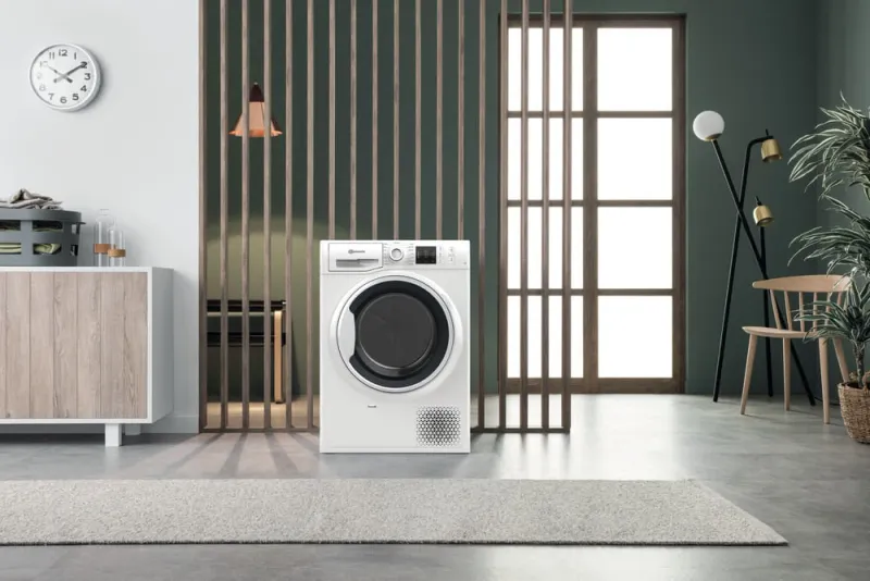 Bauknecht T Soft CM10 8BWK DE tumble dryer — view 2