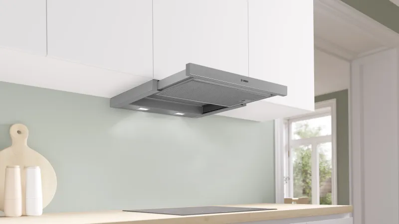 Bosch Serie 4 DFR067A52 extractor hood — view 2