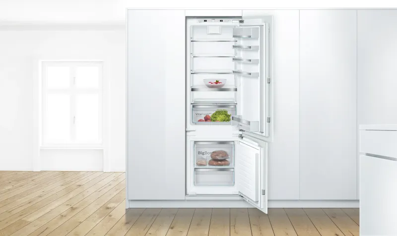 Bosch Serie 6 KIS87ADD0 refrigerator — view 5