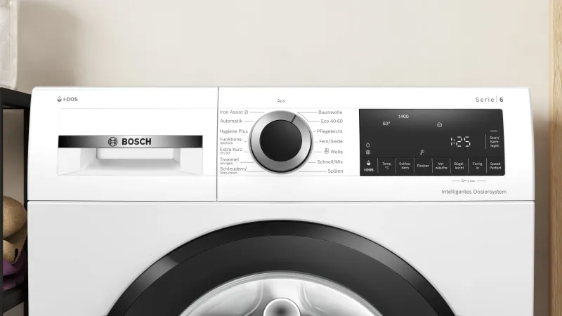 Bosch Serie 6 WGG254F10 washing machine — view 2