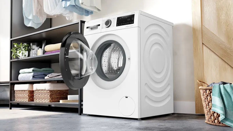 Bosch Serie 6 WGG254F10 washing machine — view 4