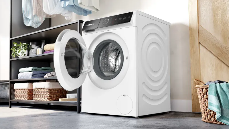 Bosch Serie 8 WGB25403BY washing machine — view 4