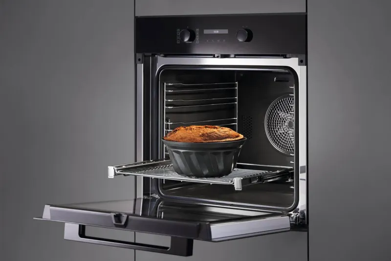 Miele H 2761 B oven — view 2