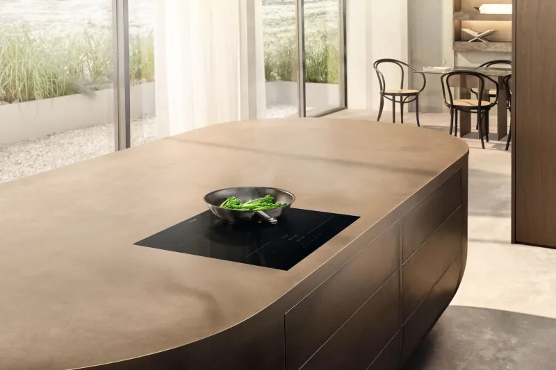 Miele KM 8463 FX hob — view 2