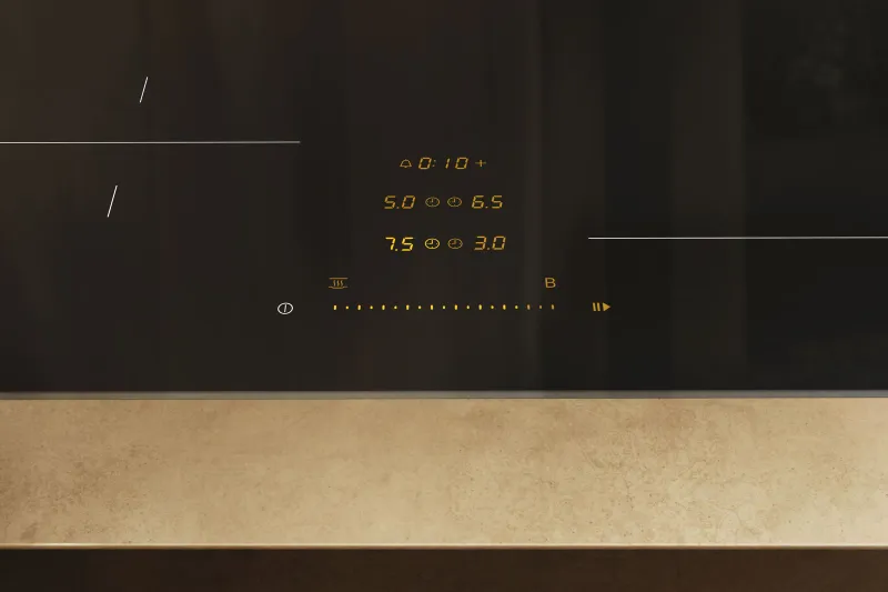 Miele KM 8463 FX hob — view 3