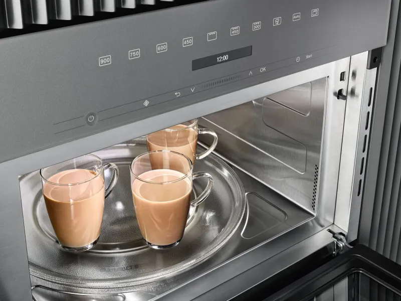 Miele M 2224 SC microwave — view 4