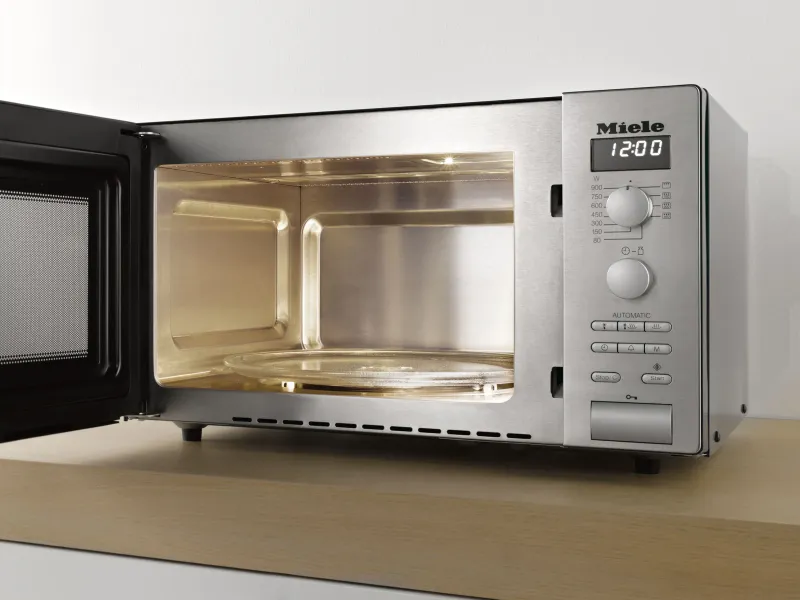 Miele M 6012 SC microwave — view 3