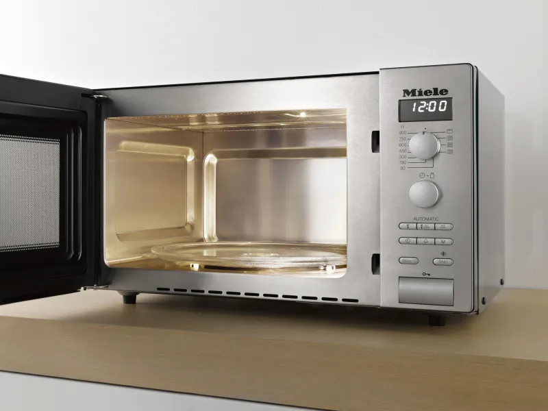 Miele M 6012 SC microwave — view 4