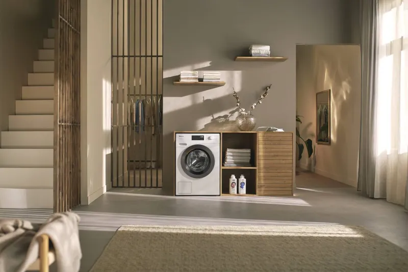 Miele WEB375 WPS PWash&8kg washing machine — view 4