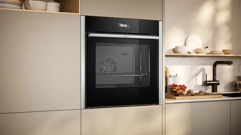 Neff B54CR31N0 (N 70) oven — view 5