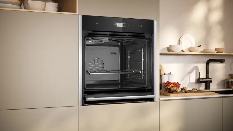 Neff B64FS31N0 (N 90) oven — view 4