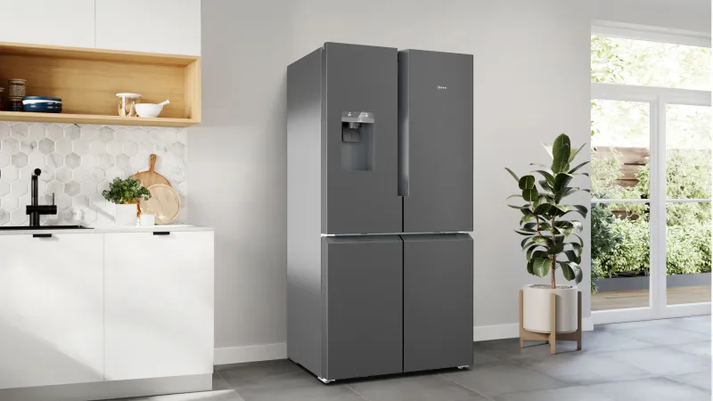 Neff KM3963XE0 (N 70) refrigerator — view 2