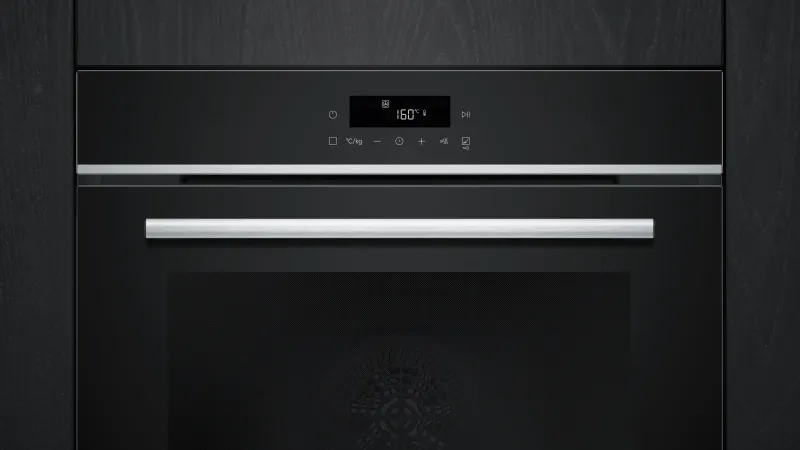 Siemens iQ300 HB571ABS3 oven — view 2