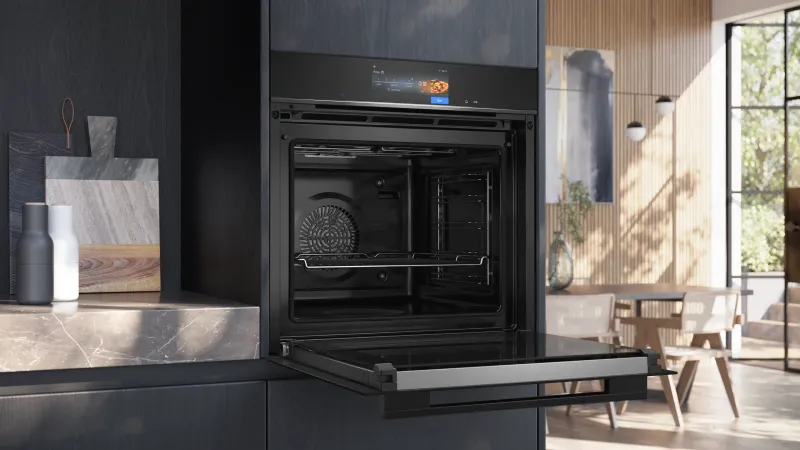 Siemens iQ700 HB778G9B1 oven — view 4