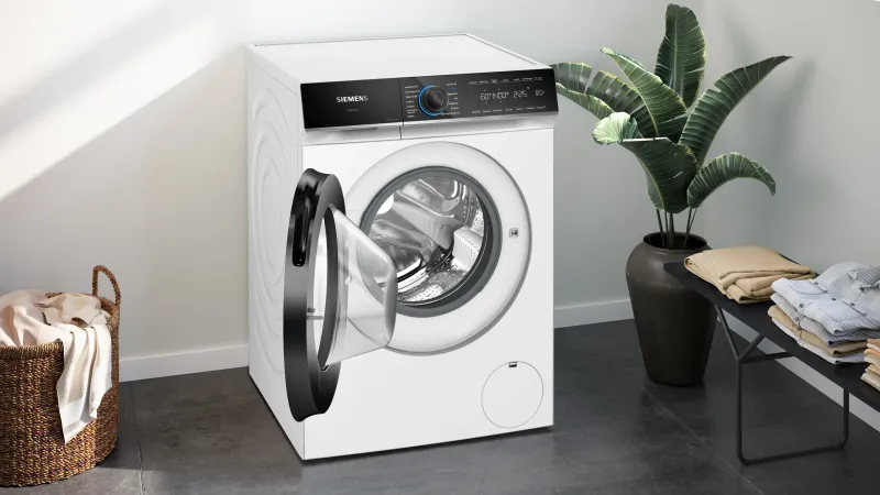 Siemens iQ700 WG44B2071 washing machine — view 4