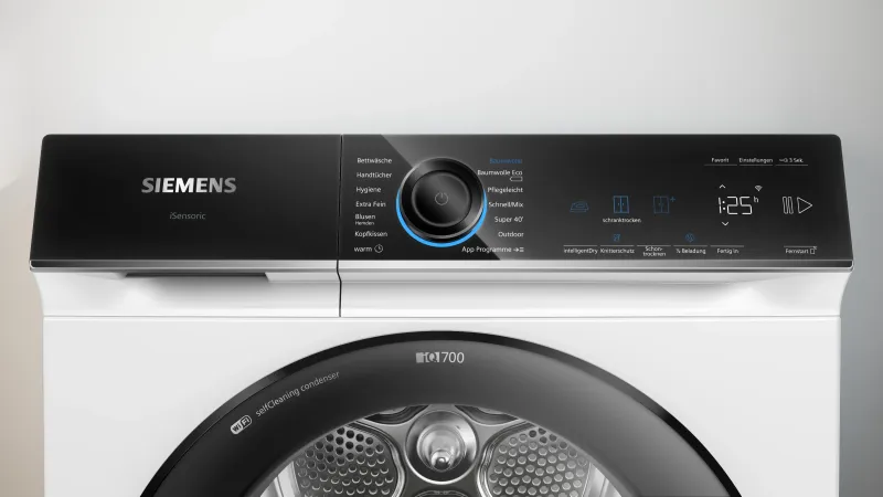 Siemens iQ700 WQ35B2B30 tumble dryer — view 2