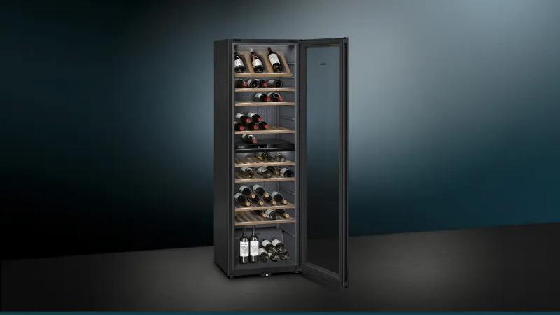 Siemens iQ500 KW36KATGA wine cooler — view 2